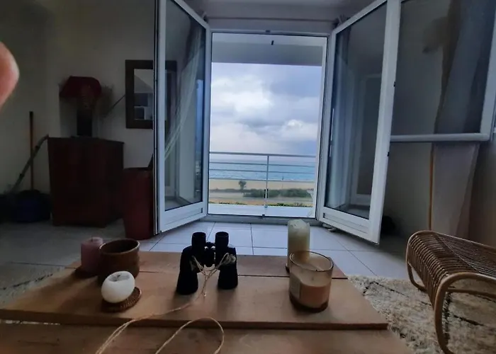 Front In Hossegor סורטס הוסגור